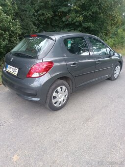 Peugeot 207 1,4 i 54kw - 3