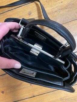 FENDI x Fila kabelka, limitovaná edice 2018/19 - 3