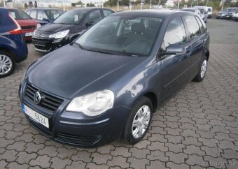Volkswagen Polo 1.4i klima,serviska benzín manuál 59 kw - 3