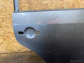 HOLÉ PRAVÉ ZADNÍ DVEŘE VW TOURAN 1T1 - 3