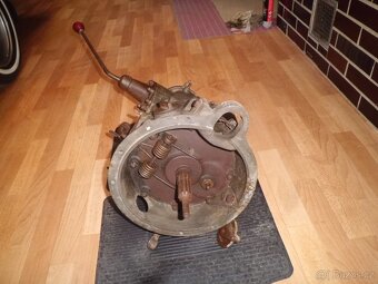 Tatra 57, převodovka a kardanová hřídel. - 3