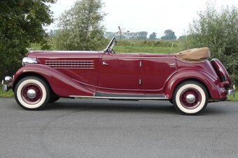 1935 Auburn 851 Convertible Sedan - 3