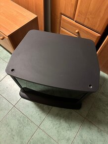 Televizní stolek - 3