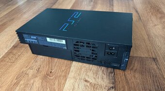 Sony Playstation 2 FAT (SCPH-50004) černá - 3