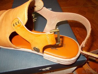 Dámské sandály Mustang - 3