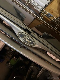 Maska a světla Ford Mondeo mk1 - 3