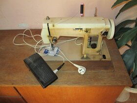 Šicí stroj - 3