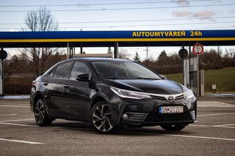 Toyota Corolla sedan 1.6 Ececutive - 3