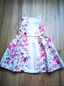 Oblečení holčička velikost 104 (3-4 let), zn.NEXT - 3