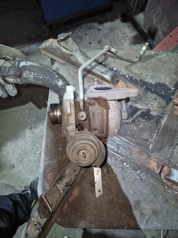 1.9 dci 88 kw renault turbo - 3