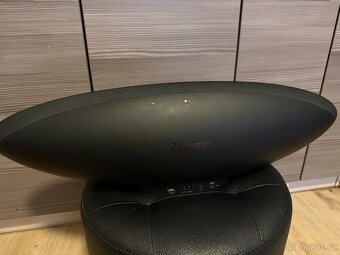Bowers & Wilkins Zeppelin Wireless černý - 3
