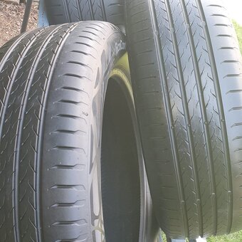 215/55/R18 Continental - 3