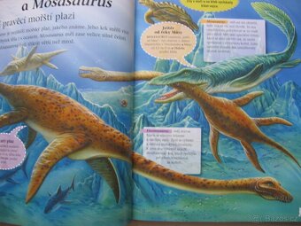 Dinosauři - kniha + 20 figurek - 3