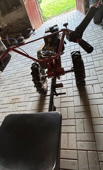 Malotraktor s přívěsem - 3