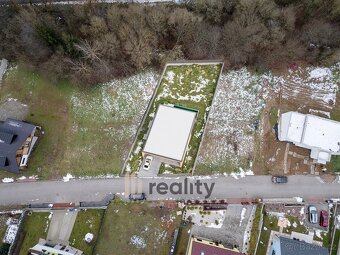 Prodej pozemky pro bydlení, 725 m2 - Lomnice, ev.č. 00018 - 3