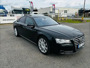 Audi A8 sedan - 3