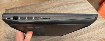 HP Zbook 17 G3, pracovní stanice, nefunkční baterie - 3