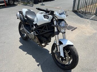 DUCATI MONSTER 696 - 3