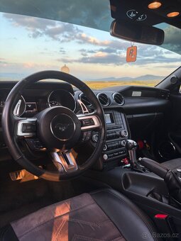 FORD MUSTANG - 3