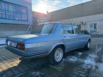 BMW e3, 3.0L - 3