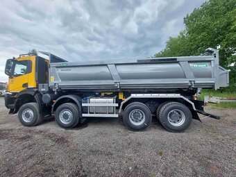 IVECO AD410T46W 8x8 sklápěč - 3