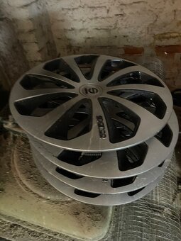 5x108 + pneu 215/60/r16 - 3