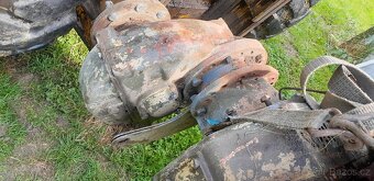 Prodám portály zetor 6718, 6748, 6911,6945, 7011, 7045 - 3