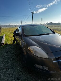 Fiat Bravo 1.9 JTD 2007 88kW – po nehode, alu, 15000kč - 3