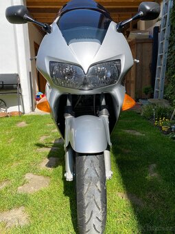 Honda VFR 800 Fi r.v. 2001 - 3