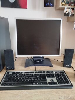 Kompletní PC sestava - Athlon X4, monitor, klávesnice, repro - 3