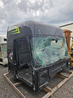 Kabina Renault T High 520 (2022) – holá, nekompletní - 3