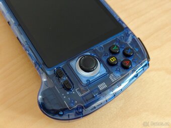 Anbernic RG556 (Herní konzole s Android a OLED) - 3
