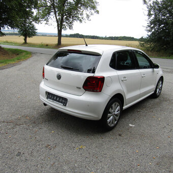 Volkswagen Polo V 1,2TSi 66kw, LIFE, Xenon, Panorama, 2xkola - 3