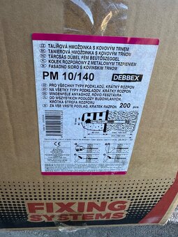 Trubka na podlahovku a fasádní hmoždinky - 3