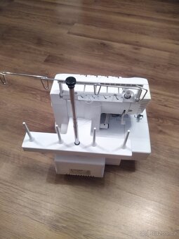 Singer overlock - 3