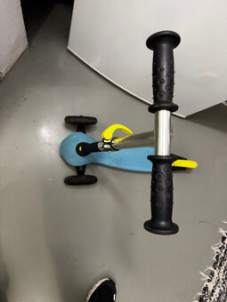 Dětská koloběžka se 3 kolečky + sada plastu navíc - 3