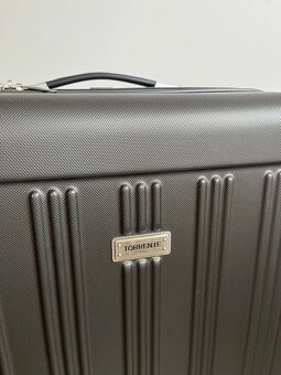 Velký skořápkový cestovní kufr Torrente Couture - 3