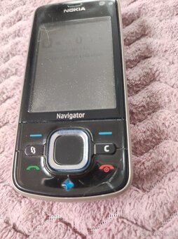 Nokia 6210 Navigator komplet balení - 3