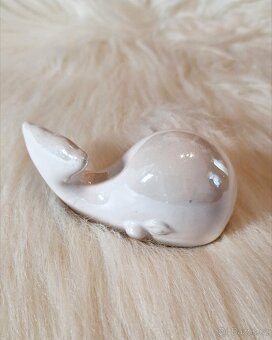 Dekorace malá velryba perleťová bílá - 3