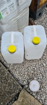 Plastové kanystry 20l - 3