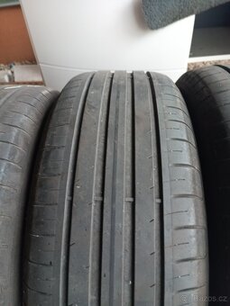 205/55/16 Goodyear - 3