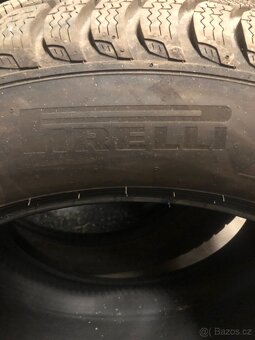 Zimní pneu 215/60 r17 Pirelli - 3