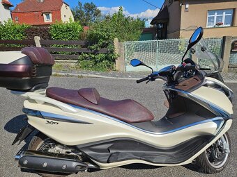 Piaggio X10 500 - 3