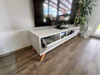 TV stul - 3