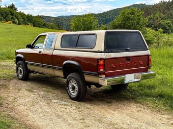 Dodge Dakota 4x4 / V8 5.2l Magnum / Automat / Klima - 3