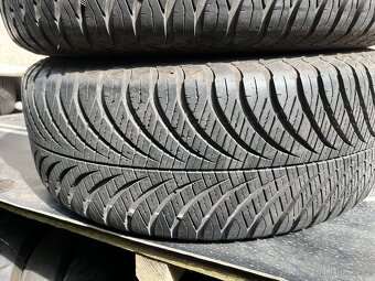 Pneumatiky Good Year Vector 4 Seasons 215/60R16 95V - 3