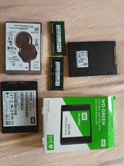 SSD, Kingston, RAM - 3