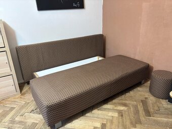Gucci rozkládací pohovka - 3
