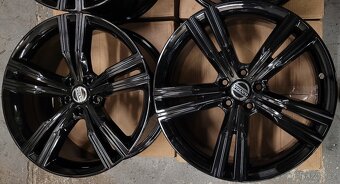 VOLVO V60/S60, II generace,alu 19',černé,originál - 3