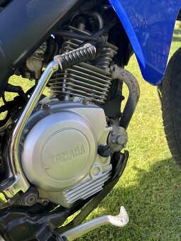 YAMAHA XT 125 - 3